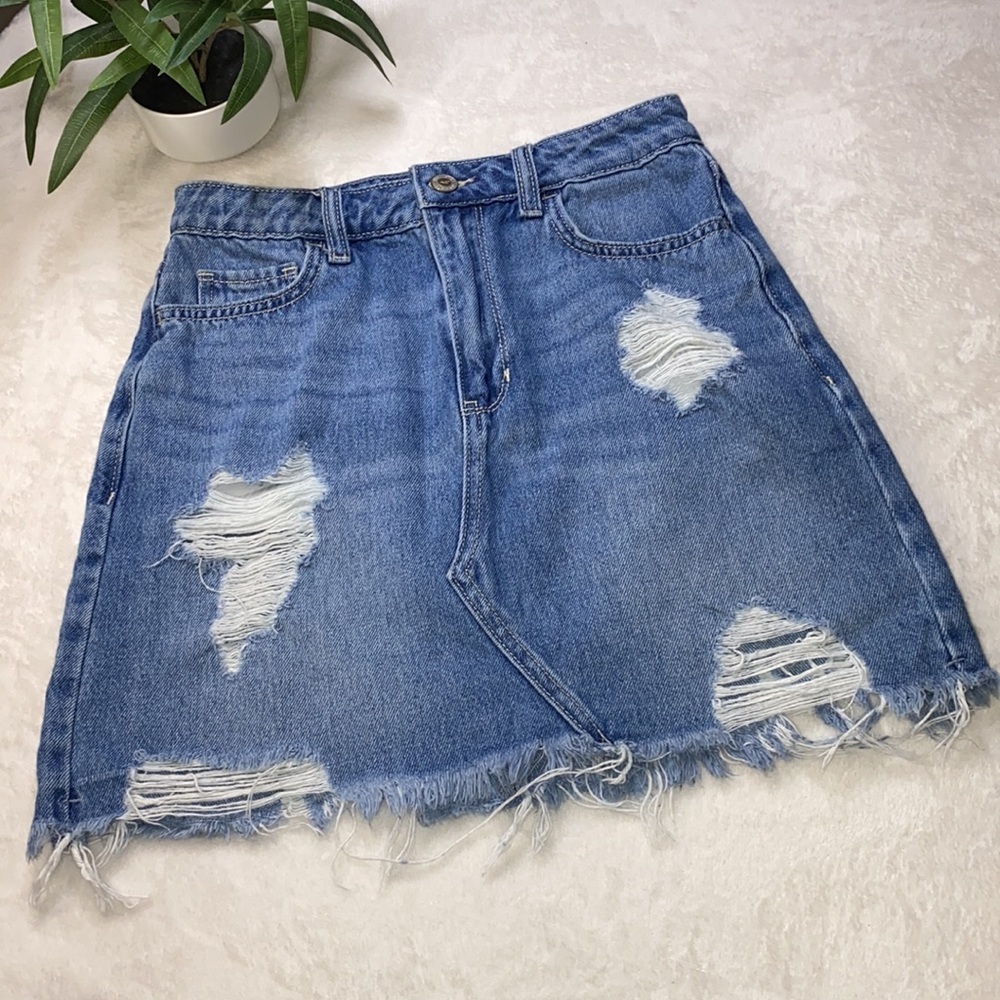 Hollister Ultra High Rise Distressed Skirt